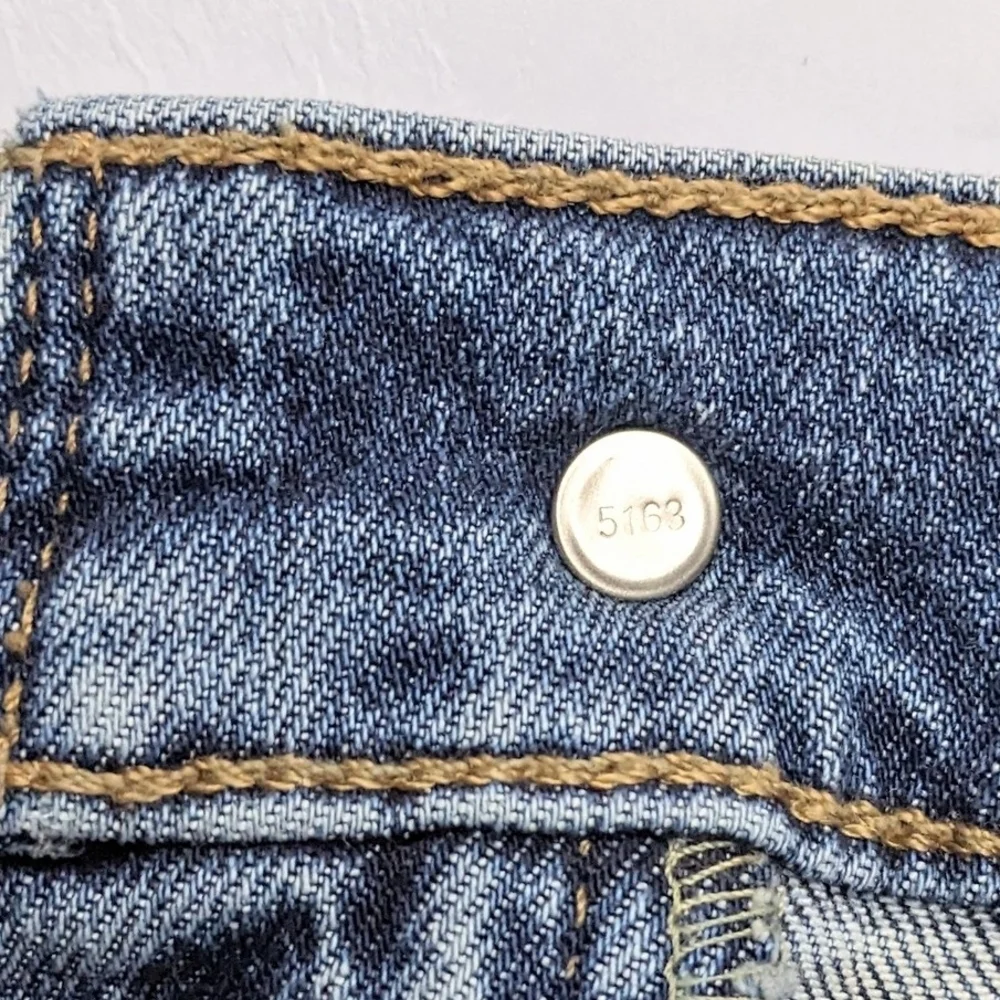Levi's 514 Timeless Medium Wash Classic Straight-Fit Jeans